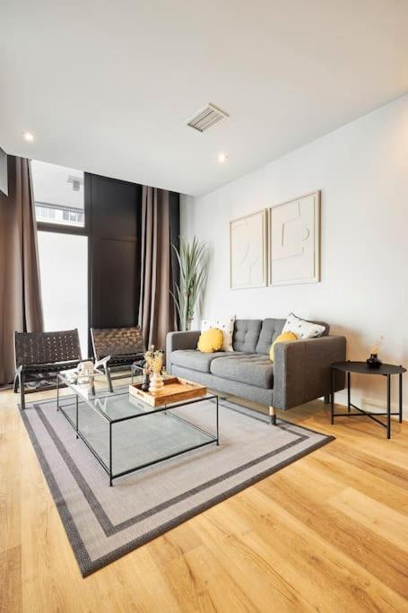 Apartamento Gran Via Style Madrid Exterior foto
